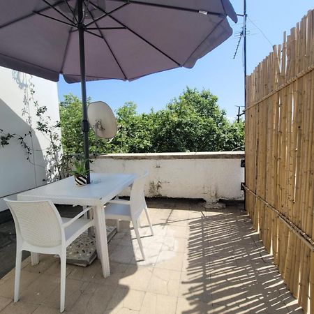 An Apartment With Fireplace Тирана Екстер'єр фото